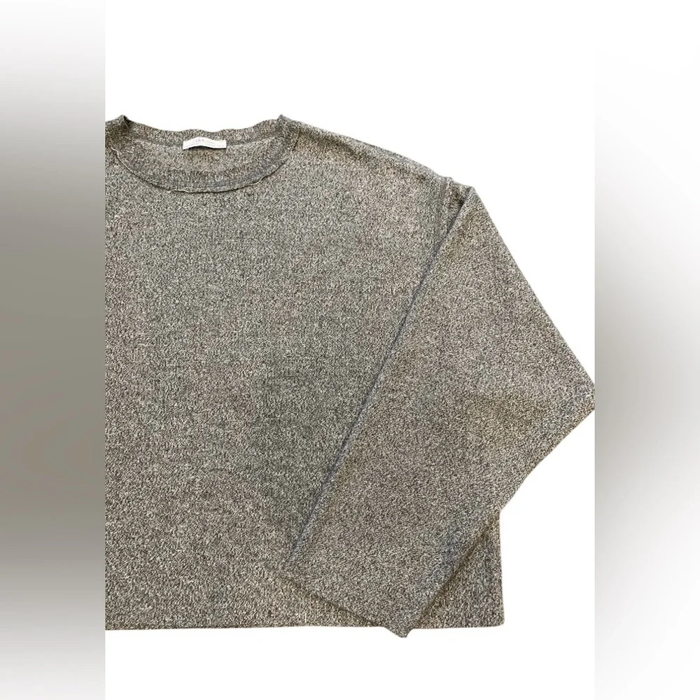 Zara Cropped Sweater - Picture 2 of 4